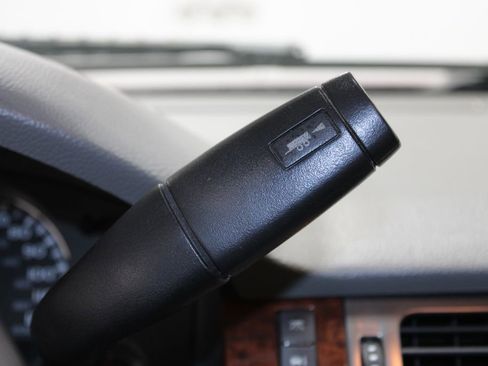 Used 2007 Chevrolet Silverado 1500 LTZ w/ Suspension Package, Off-Road" image 37