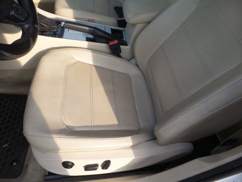 Used 2012 Volkswagen Passat 2.5 SE FWD image 56