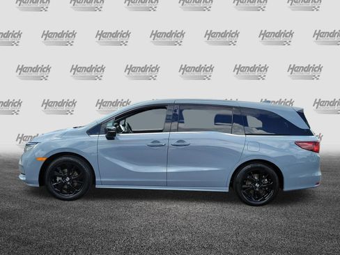 Used 2024 Honda Odyssey Sport image 4