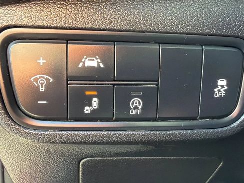 Used 2020 Kia Soul S FWD image 18