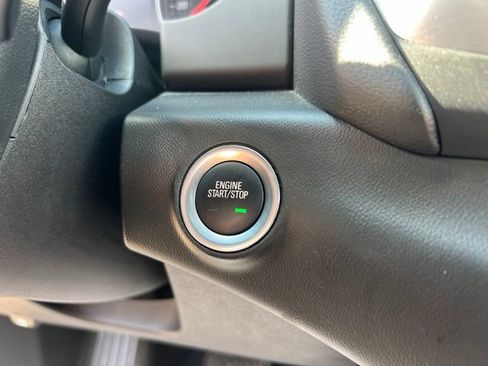 Used 2019 GMC Terrain SLE w/ Driver Convenience Package AWD/4WD image 31