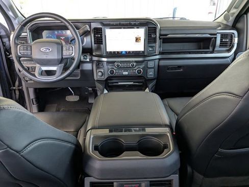 Used 2023 Ford F250 Lariat w/ Sport Appearance Package AWD/4WD image 2