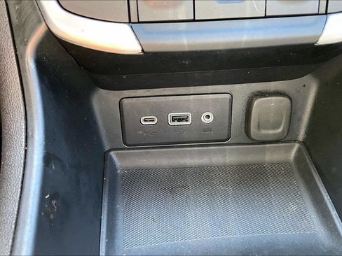 Used 2024 GMC Terrain SLE w/ Driver Convenience Package AWD/4WD image 33