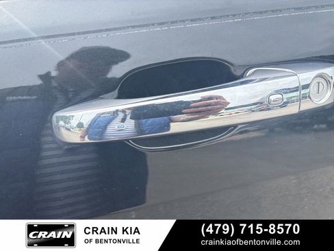Used 2012 Jeep Grand Cherokee Overland AWD/4WD image 9