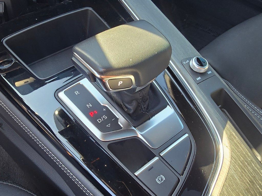 Used 2023 Audi A5 2.0T Premium Plus w/ Premium Plus AWD/4WD image 16
