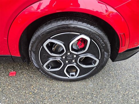 Used 2024 Ford Mustang Mach-E GT image 9