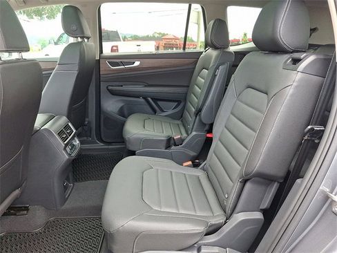 New 2025 Volkswagen Atlas SEL image 12