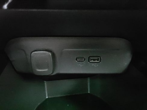 Used 2025 Chevrolet Trax ACTIV w/ Driver Confidence Package FWD image 34