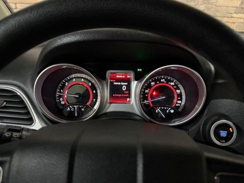 Used 2018 Dodge Journey SE w/ Blacktop Package FWD image 15