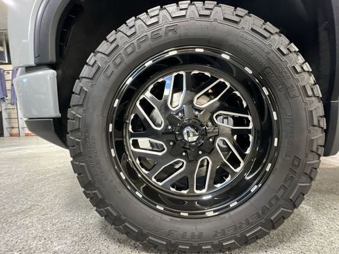 Used 2024 GMC Sierra 1500 Elevation w/ X31 Off-Road Package image 33