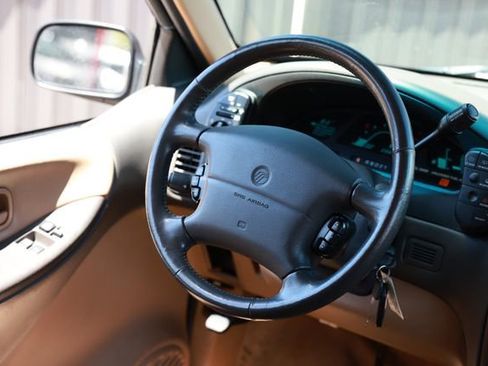 Used 1998 Mercury Villager image 32