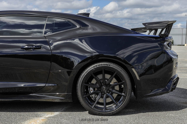 Used 2017 Chevrolet Camaro ZL1 RWD image 3