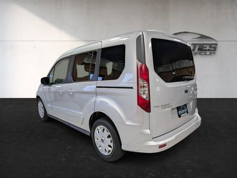 Used 2015 Ford Transit Connect XLT image 8