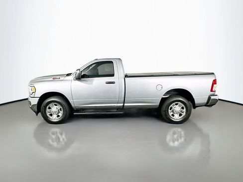 Used 2024 RAM 2500 Tradesman w/ Chrome Appearance Group image 4