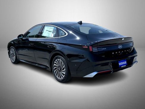 New 2025 Hyundai Sonata Limited image 7