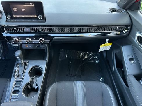 Used 2024 Honda Civic Sport image 31