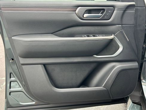 New 2025 Nissan Armada Platinum Reserve image 15