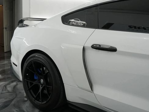 Used 2019 Ford Mustang GT Premium w/ Equipment Group 401A RWD image 26