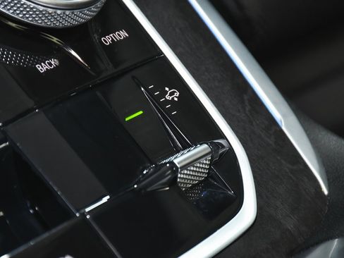 Used 2023 BMW X7 xDrive40i w/ M Sport Package image 61