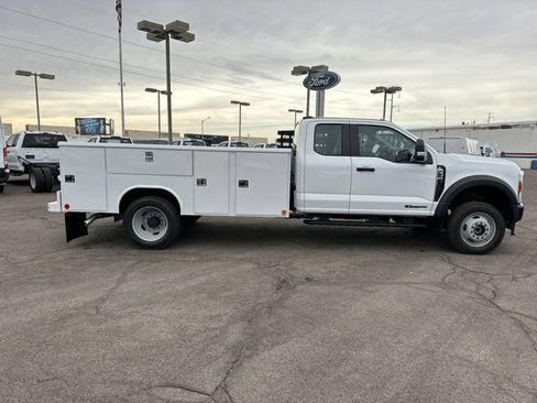New 2024 Ford F550 XL 11FT Reading Service Body image 2