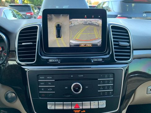 Used 2018 Mercedes-Benz GLE 350 GLE 350 Sport Utility 4D image 24