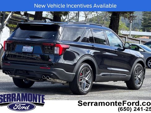 Used 2026 Ford Explorer ST w/ Sun And Sound Package AWD/4WD image 4