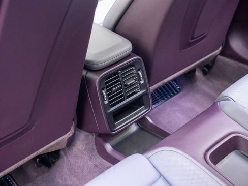 Certified 2023 Porsche Taycan 4S AWD/4WD image 19