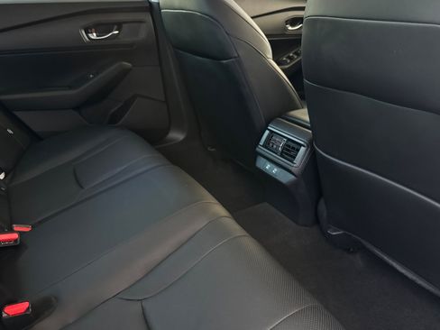 Used 2025 Honda Accord EX-L image 32
