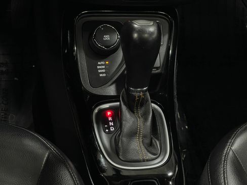 Used 2019 Jeep Compass Limited AWD/4WD image 29
