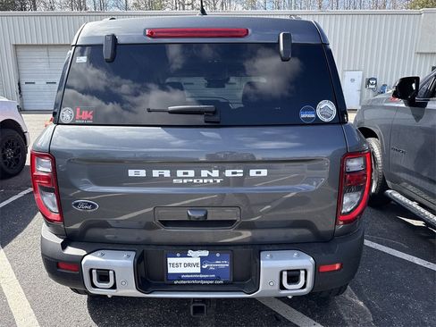 Used 2025 Ford Bronco Sport Big Bend image 18
