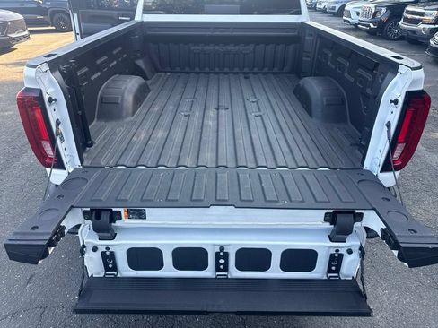 Used 2021 GMC Sierra 2500 Denali w/ Denali Ultimate Package AWD/4WD image 21