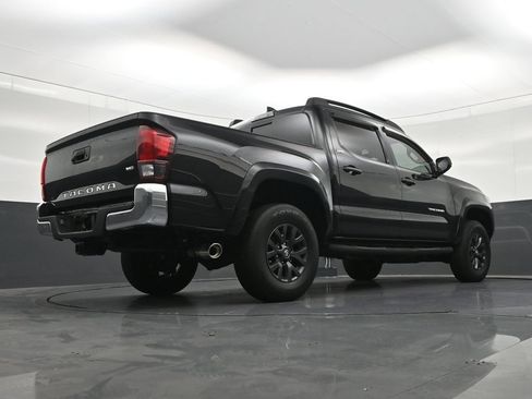 Used 2021 Toyota Tacoma SR5 RWD image 27