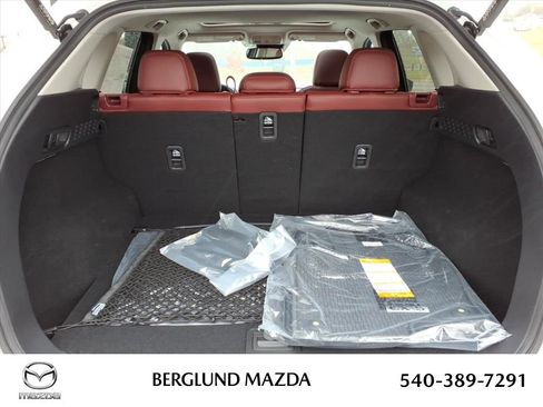 New 2025 MAZDA CX-5 Carbon Edition image 9
