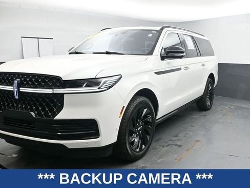 Used 2025 Lincoln Navigator L Reserve w/ Jet Appearance Package image 5