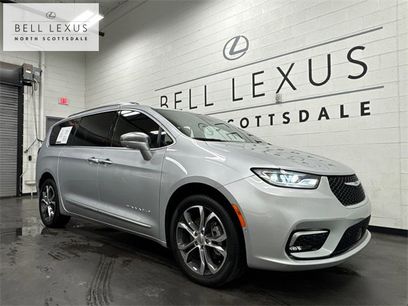 Used 2022 Chrysler Pacifica Pinnacle