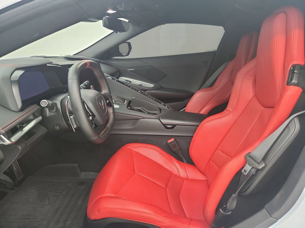 Used 2024 Chevrolet Corvette Stingray Coupe RWD image 19