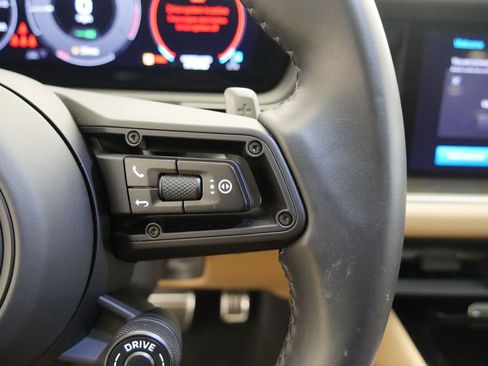 Certified 2024 Porsche Cayenne Turbo image 38