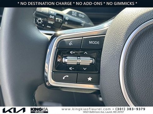 Used 2025 Kia Carnival SX Prestige FWD image 10