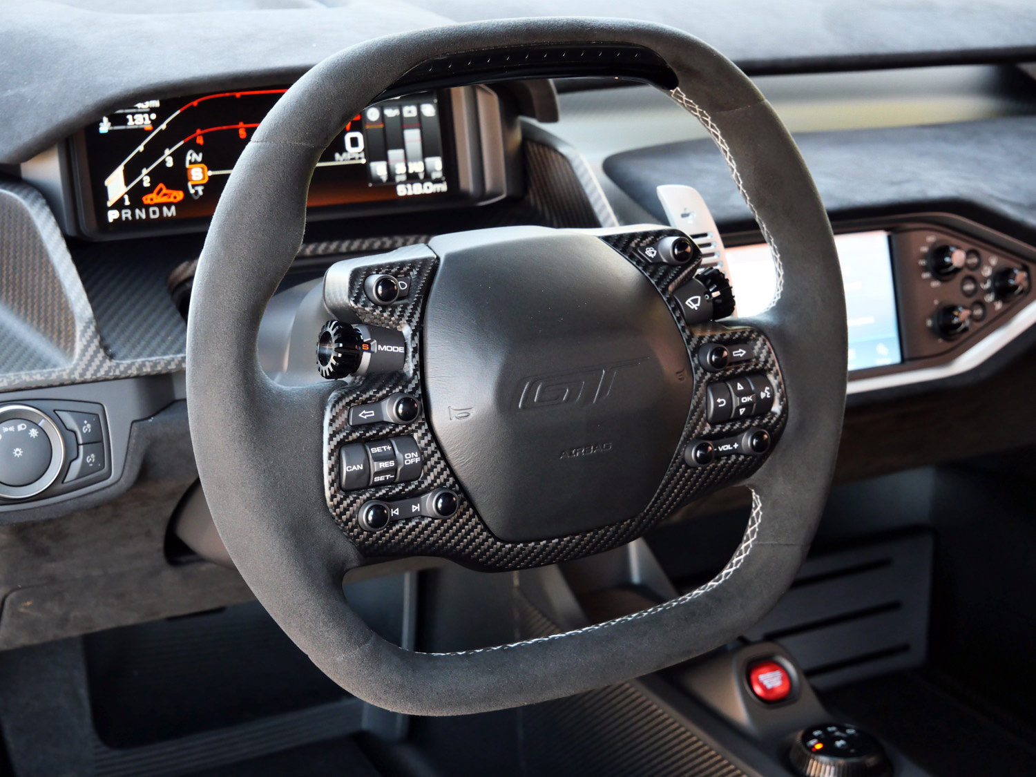 Used 2020 Ford GT Carbon Series RWD image 9