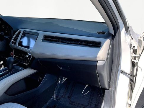 Used 2022 Honda HR-V EX image 18