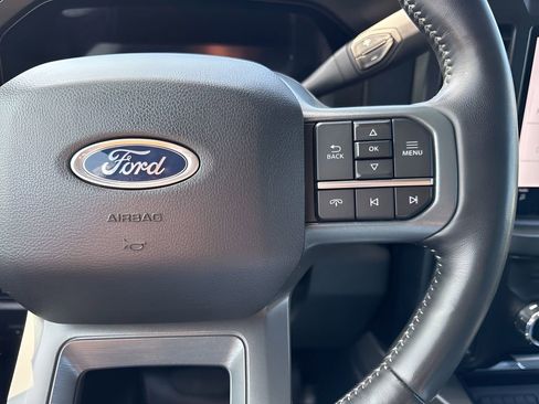 Used 2024 Ford F250 Lariat w/ Lariat Ultimate Package AWD/4WD image 15