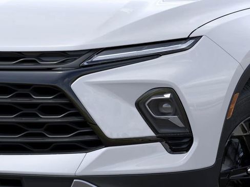New 2026 Chevrolet Blazer LT w/ Convenience Package FWD image 10