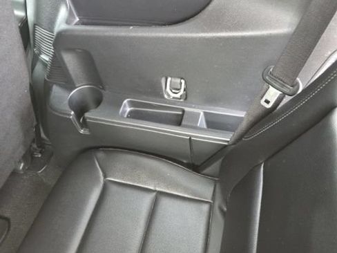 Used 2024 Ford Explorer Limited AWD/4WD image 33