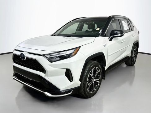 Used 2024 Toyota RAV4 XSE w/ Weather Package AWD/4WD image 3