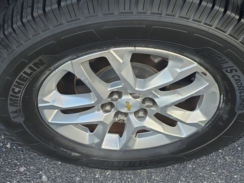 Used 2018 Chevrolet Traverse LT image 7