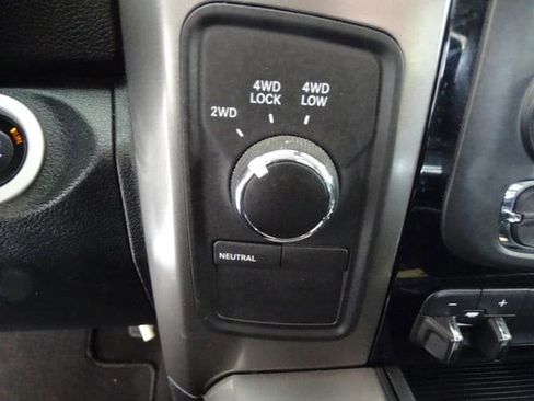 Used 2018 RAM 2500 Laramie w/ Sport Appearance Group AWD/4WD image 11
