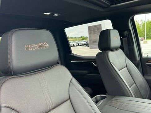 Certified 2026 Chevrolet Silverado 1500 High Country w/ Midnight Edition AWD/4WD image 53