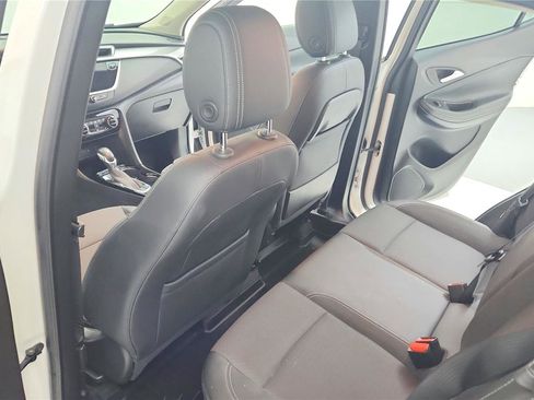 Used 2023 Buick Encore GX Select w/ Sport Touring Package image 24