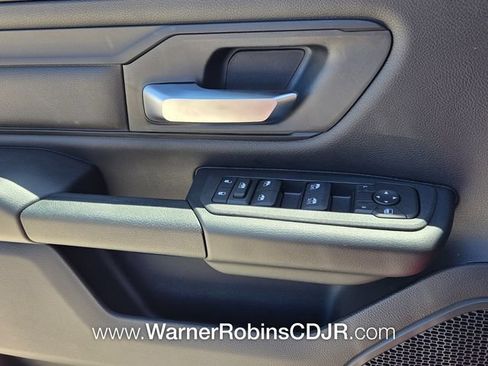 New 2026 RAM 1500 Express AWD/4WD image 31
