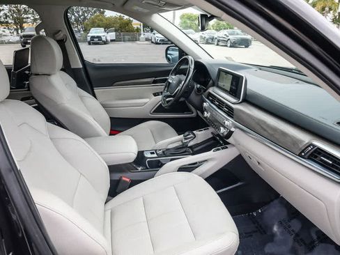 Used 2022 Kia Telluride EX w/ EX Premium Package AWD/4WD image 15